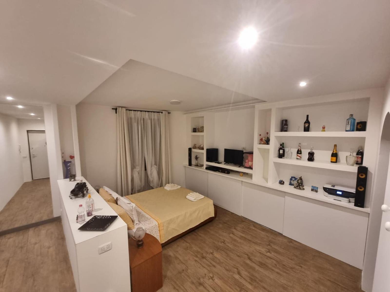 Home Anisia Paderno d'Adda Extérieur photo